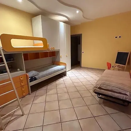 Apartment Lemon Tree House *